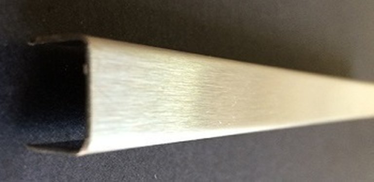 Listwa Metalowa do Płytek, stal szczotkowana, srebrna 1,5cm X 244cm (1)