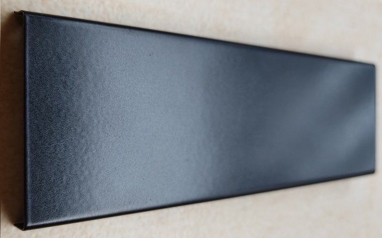 Listwa Metalowa do Płytek, czarna matowa 5,00 X 270cm (1)